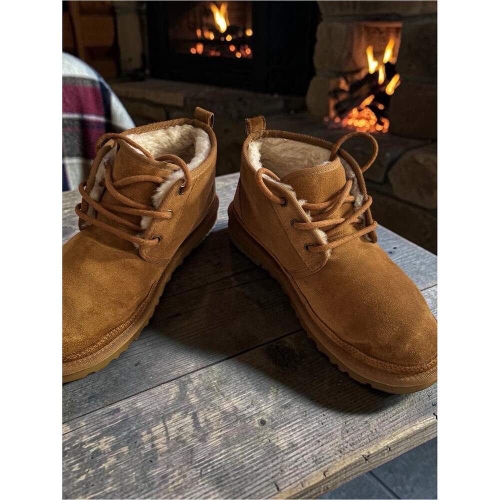UGG Men's Chukka Boots in Chestnut Brown 8